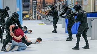 تجربة لاستخدام كاميرات التعرف على الوجه