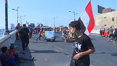 Tränengas, brennende Autoreifen - neue Zusammenstöße im Irak
