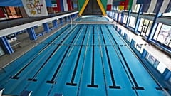 Con il nuovo Dpcm, chiudono le piscine. Ma la domanda da un milione di dollari è: quanti focolai ci sono stati nelle piscine italiane?