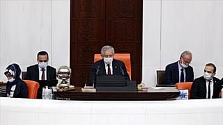 TBMM'den Fransa Cumhurbaşkanı Macron'a 'telin ve teşhir'