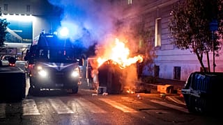 Νέα επεισόδια στη διαδήλωση κατά των περιοριστικών μέτρων στην Ιταλία