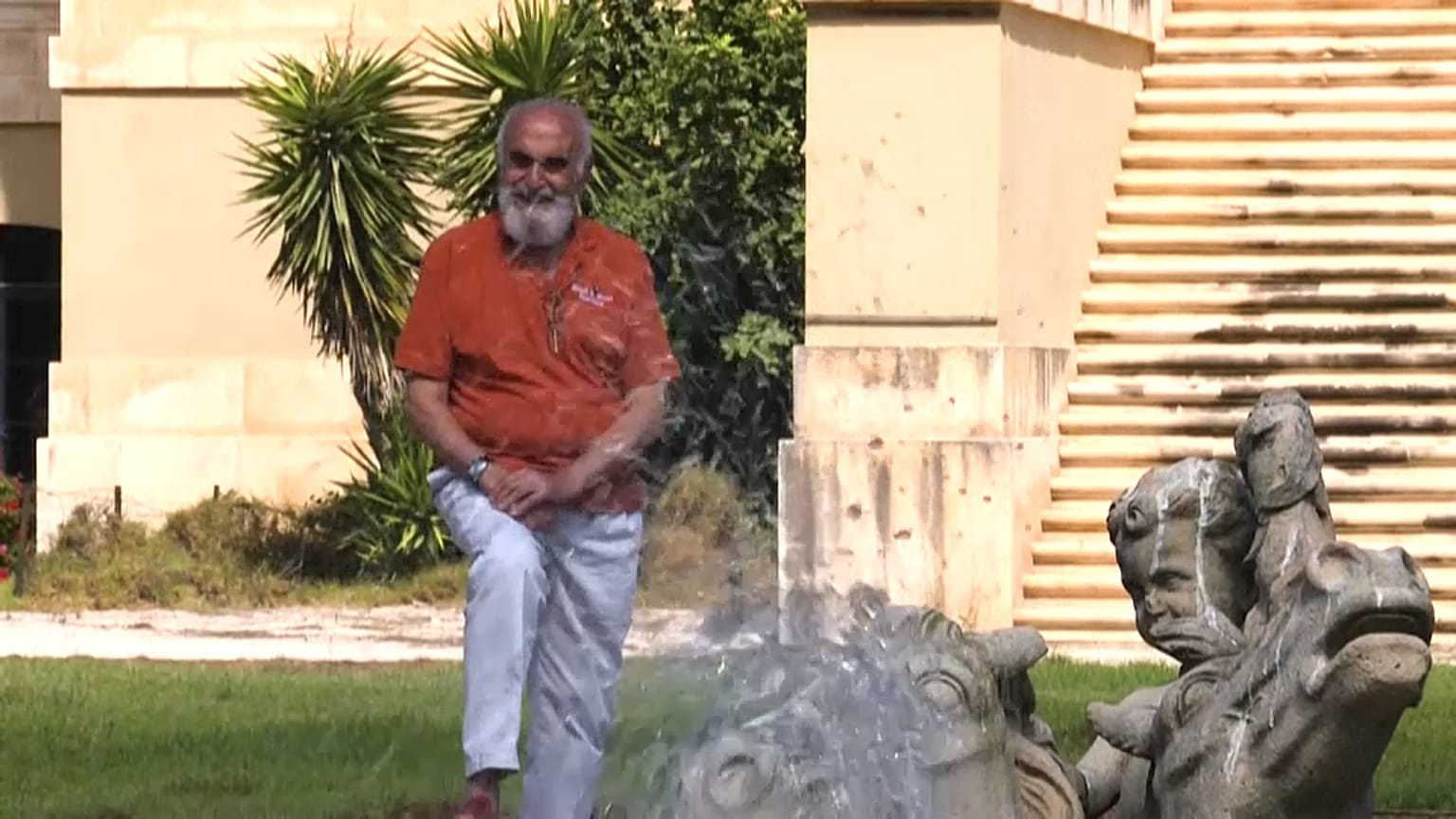 منيب المصري في قصره بالضفة الغربية