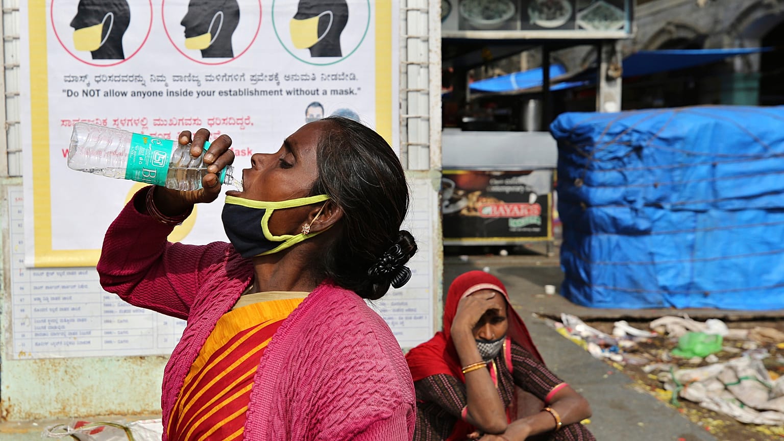 Hindistan'ın Bangalore kentinde bir pazar yeri
