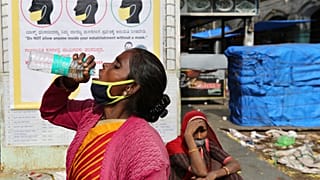 Hindistan'ın Bangalore kentinde bir pazar yeri