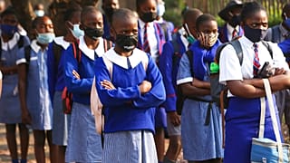 Zimbabwe'nin başkenti Harare'de okullar eylül ayı sonunda yeniden açıldı