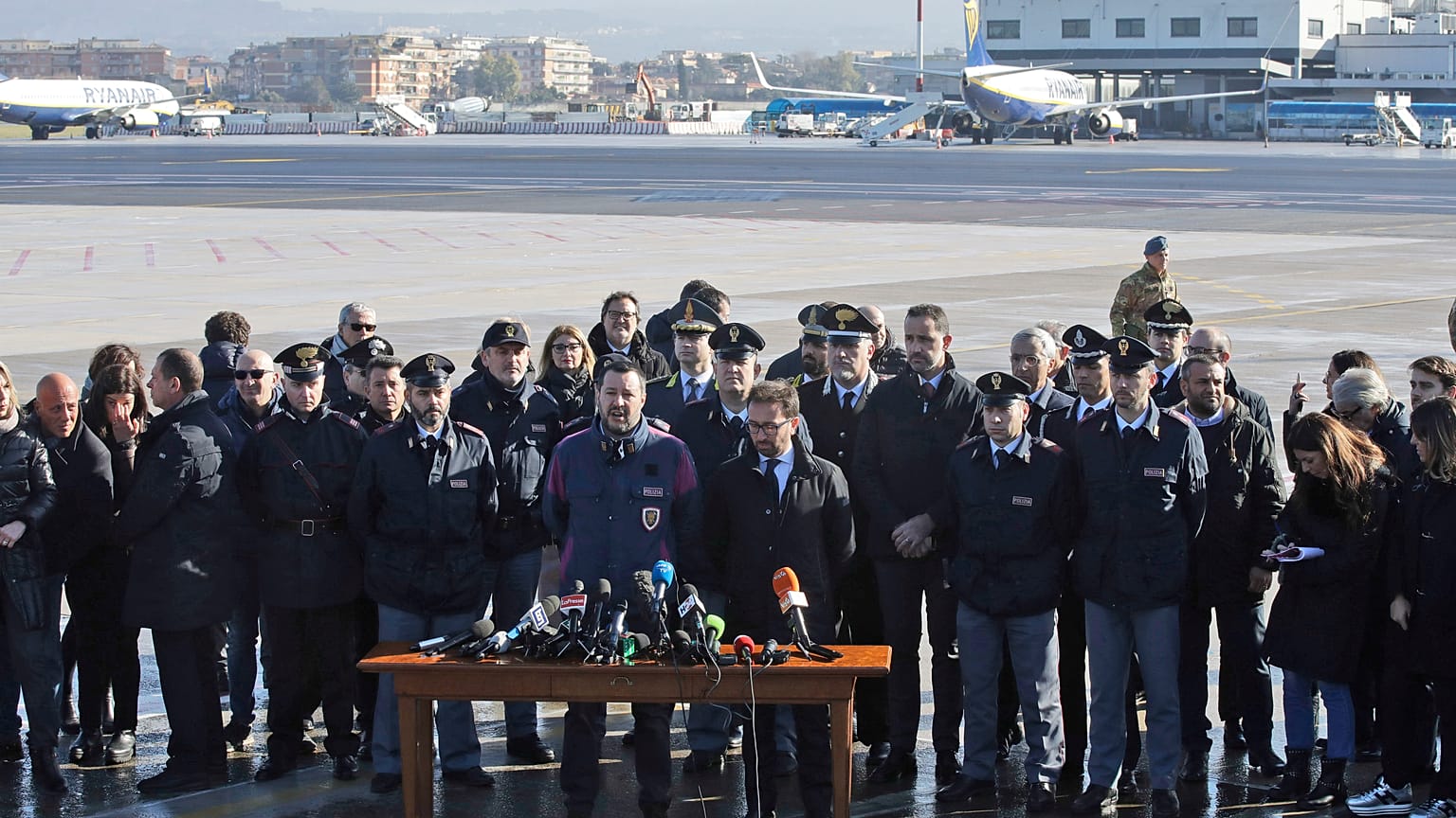 Министр юстиции Италии Альфонсо Бонафеде и бывший вице-премьер и глава МВД Маттео Сальвини 