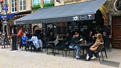 Les restaurants doivent fermer jeudi soir