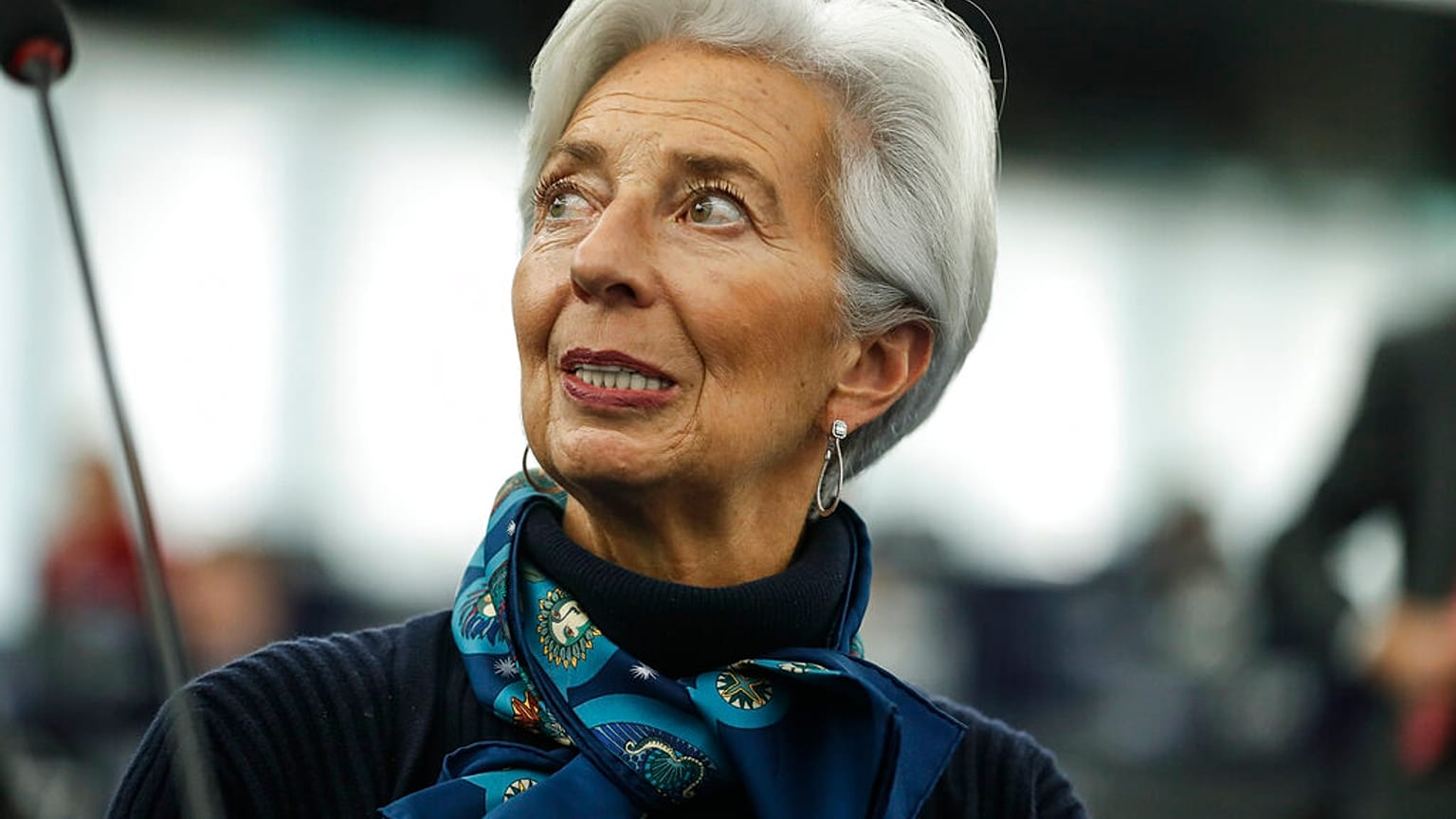 Christine Lagarde alerta de un posible freno a la recuperación por culpa de la variante Delta