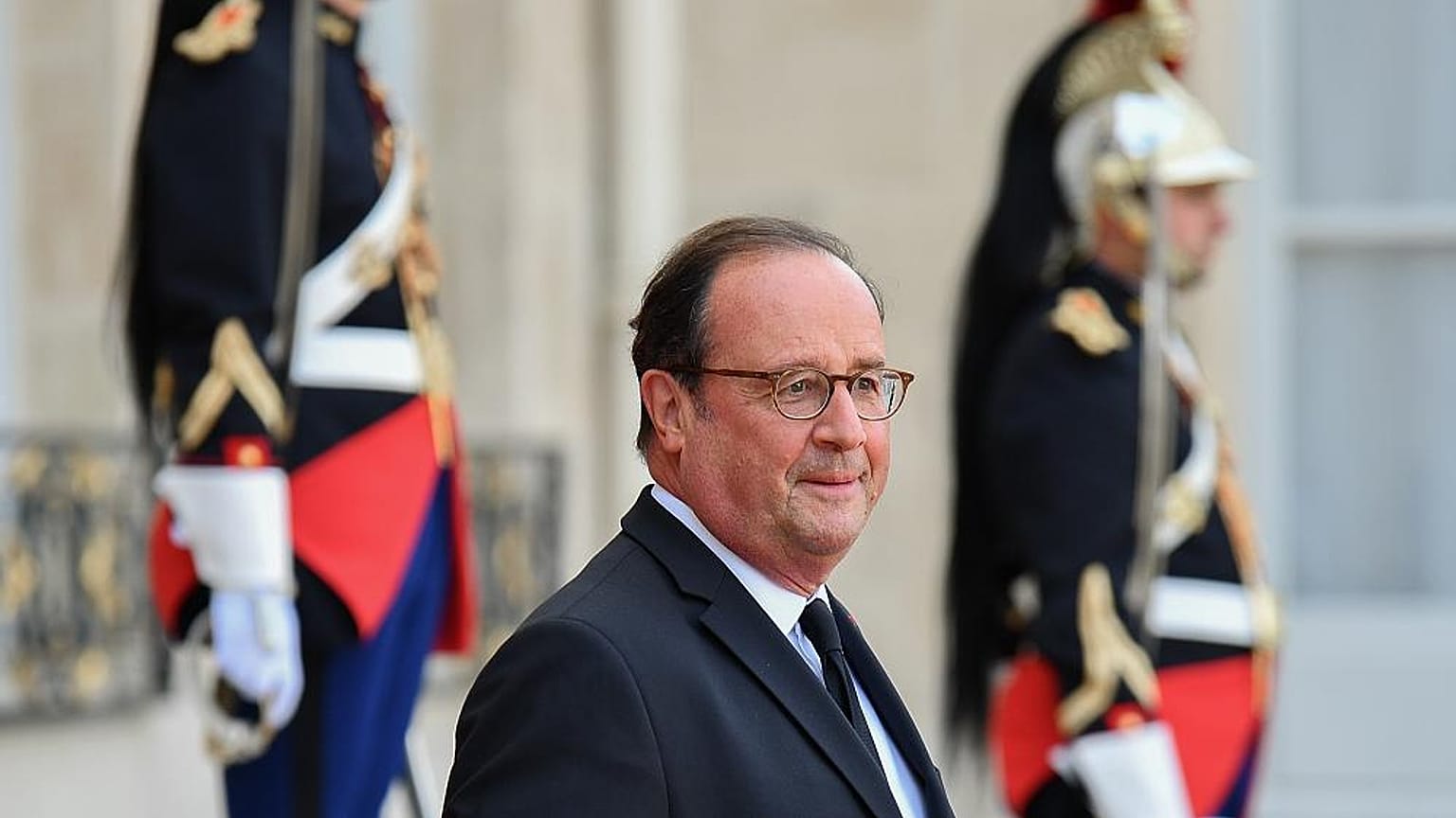 Eski Fransa Cumhurbaşkanı François Hollande 