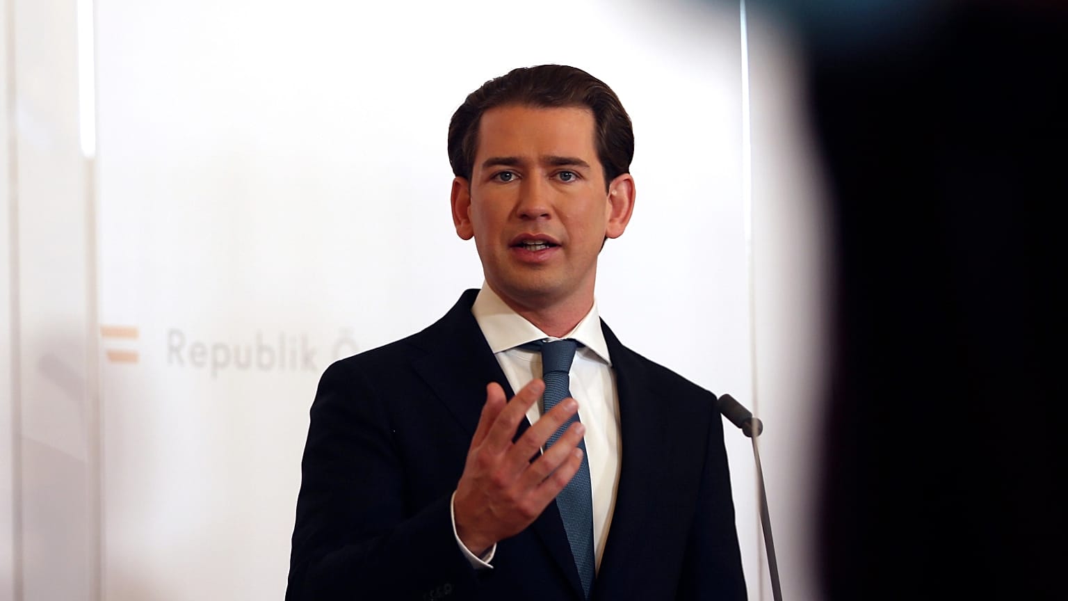 Avusturya Şansölyesi Sebastian Kurz
