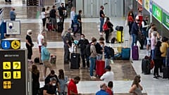 Am Flughafen Teneriffa Süd