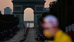 Los Campos Elíseos con la llegada del Tour de Francia