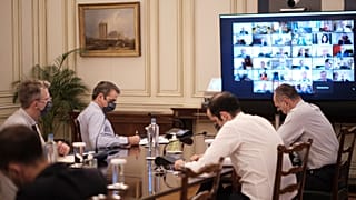 Τηλεδιάσκεψη του πρωθυπουργού με τους Πρυτάνεις