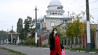 На улице в городе Сороки