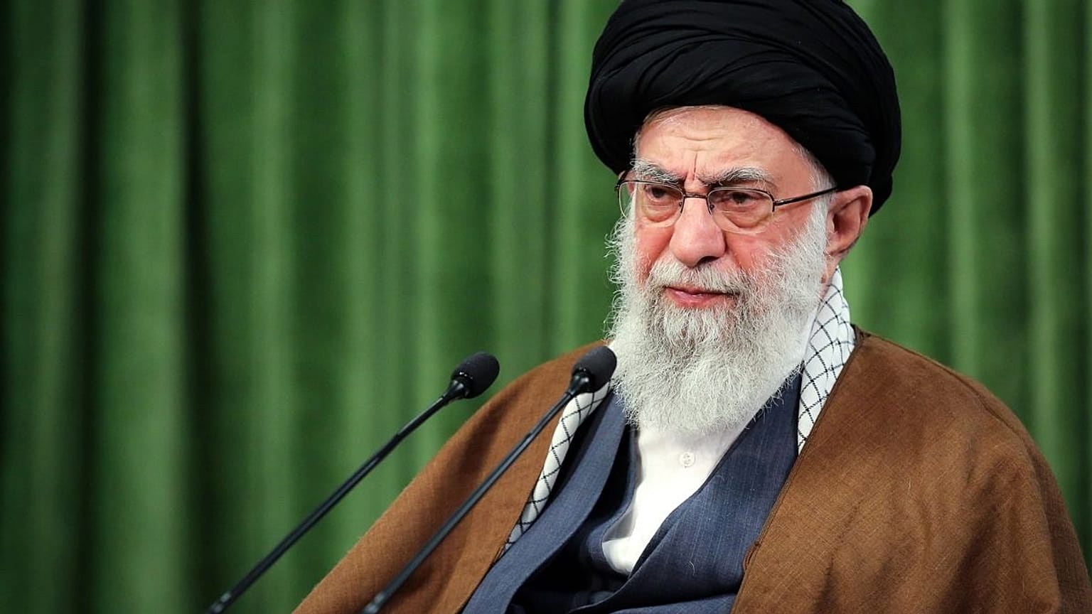علی خامنه‌ای رهبر جمهوری اسلامی