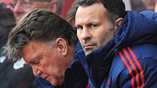 Ryan Giggs im November 2015 als Assistenztrainer von Manchester United neben Chefcoach Louis van Gaal