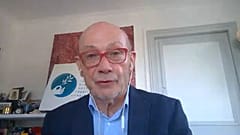"UE tem de reduzir vulnerabilidade face aos EUA", defende Lamy