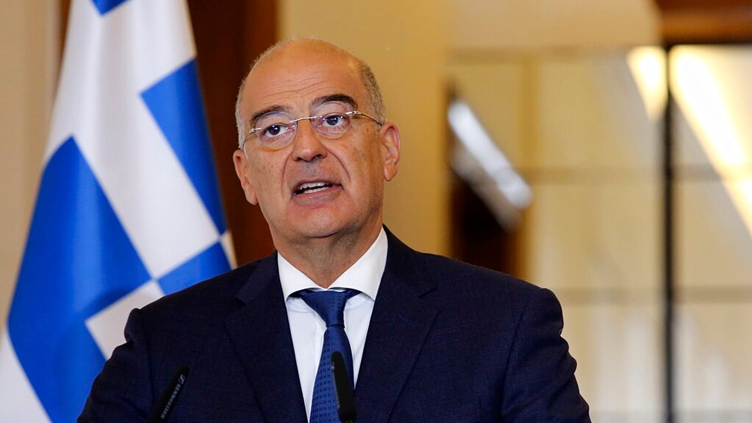 NIKOS DENDIAS