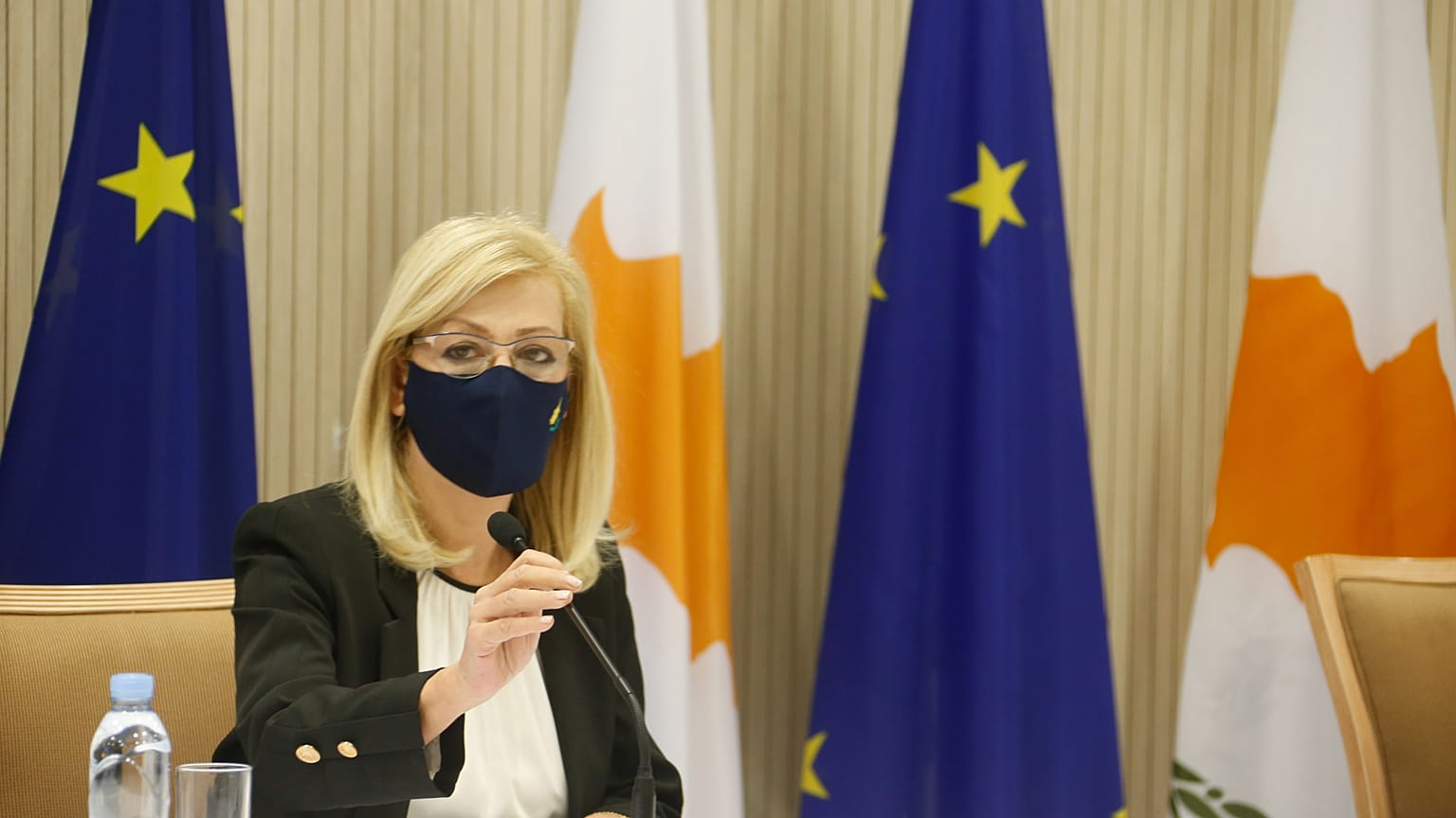 Η υπουργός Εργασίας της Κύπρου, Ζέτα Αιμιλιανίδου