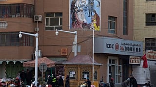 Doğu Türkistan'ın Kaşgar kentinde bir mahalleye yerleştirilen kameralar 