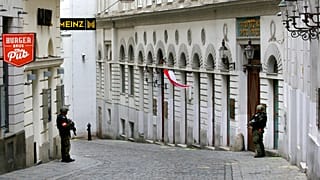 Polizeischutz vor der Synagoge in Wien, 3.11.2020