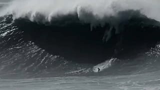 Justine Dupont na Nazaré