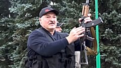 La Unión Europea sanciona a Lukashenko por fraude electoral y represión de la población