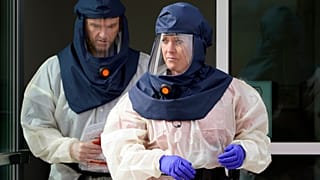 Enfermeros preparados para realizar test de COVID-19 en Salt Lake City, Estados Unidos
