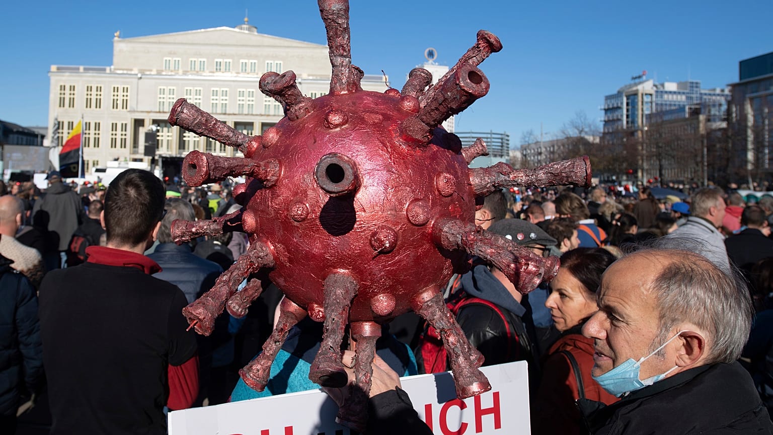 Protestas en Alemania y malestar en Grecia muestran parte del hartazgo por la pandemia