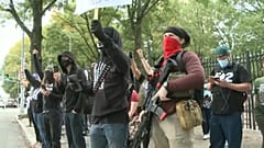 Bewaffnete Trump-Anhänger in Atlanta
