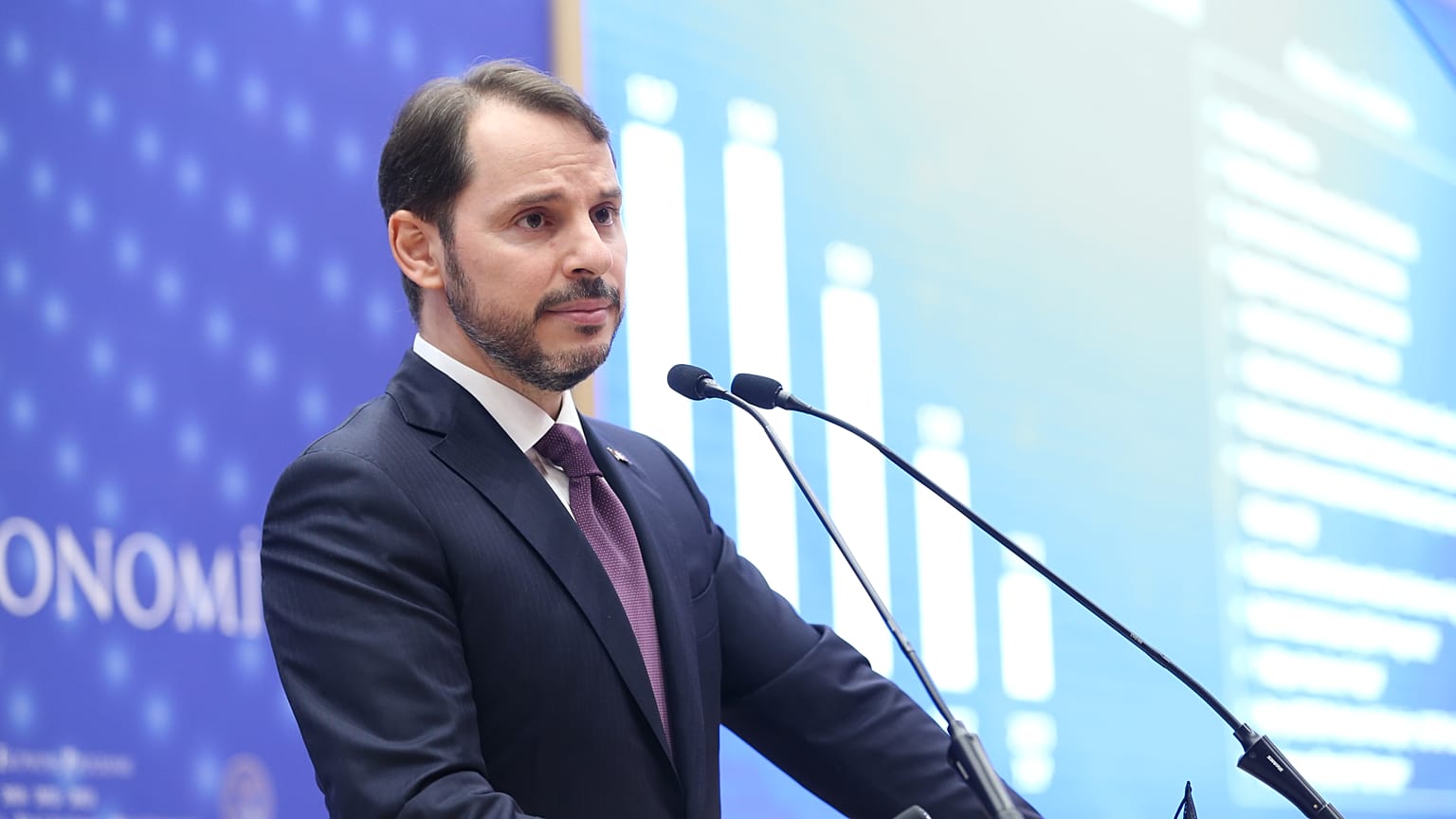 Berat Albayrak İnstagram hesabından istifa ettiğini duyurdu