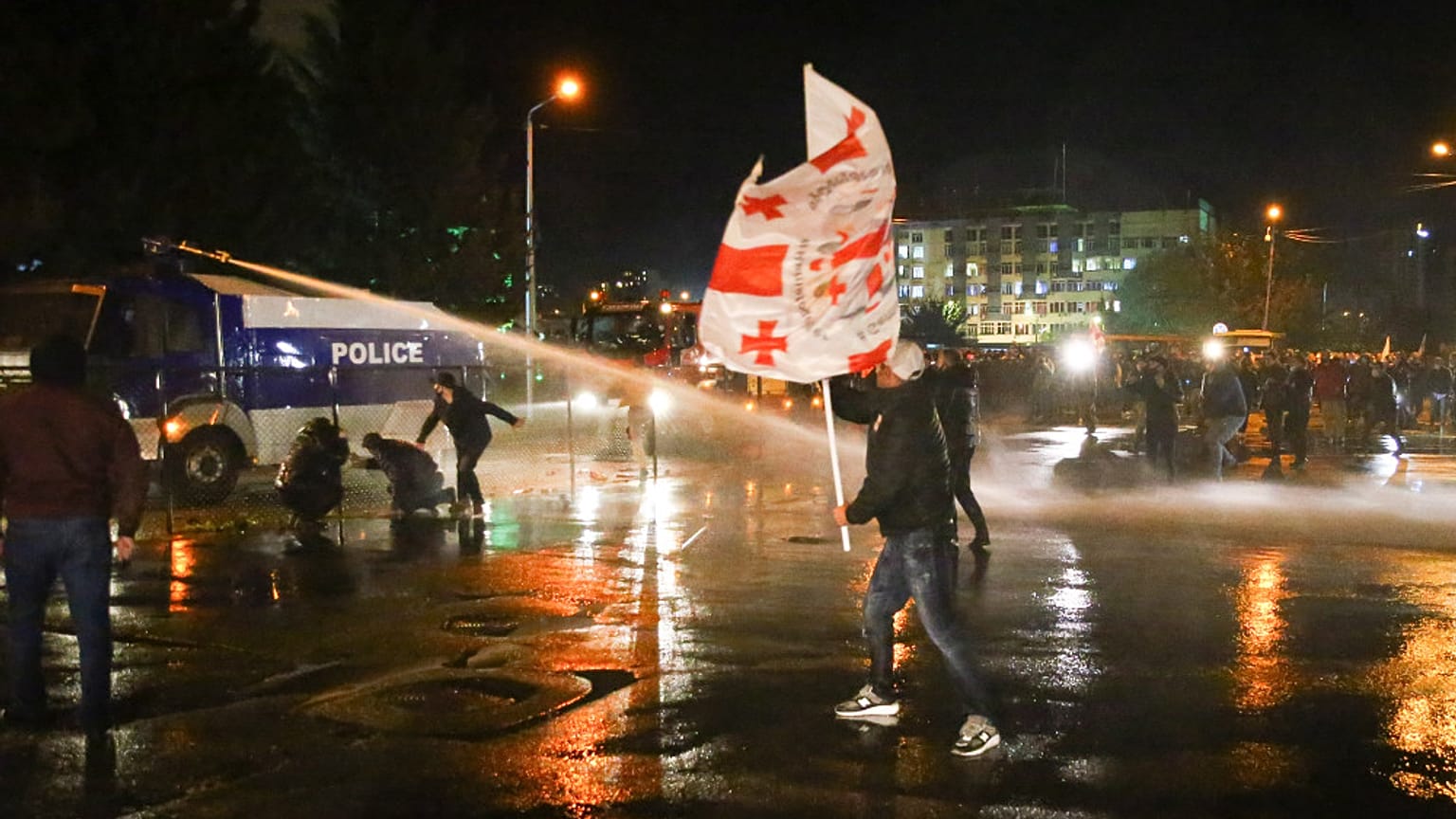 Noite de tensão em Tiblíssi