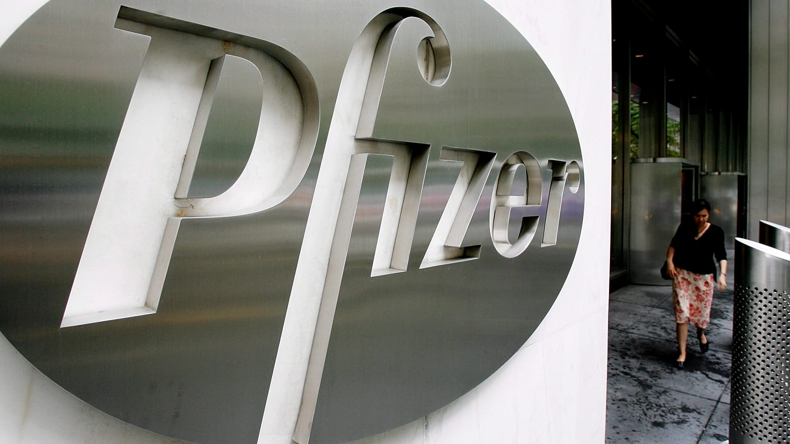 Pfizer: vaccino anti Covid efficace al 90%