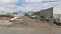 Le parking de Four Seasons Total Landscaping, où la conférence de presse de l'équipe juridique de Donald Trump a donné sa conférence de presse (photo Google Street View, 2019)