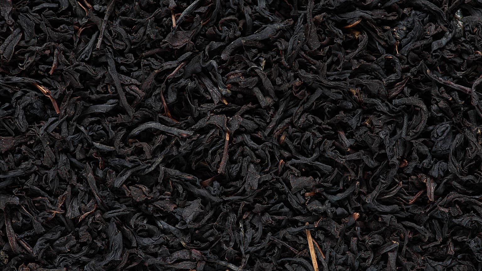 Dried tea leaves 