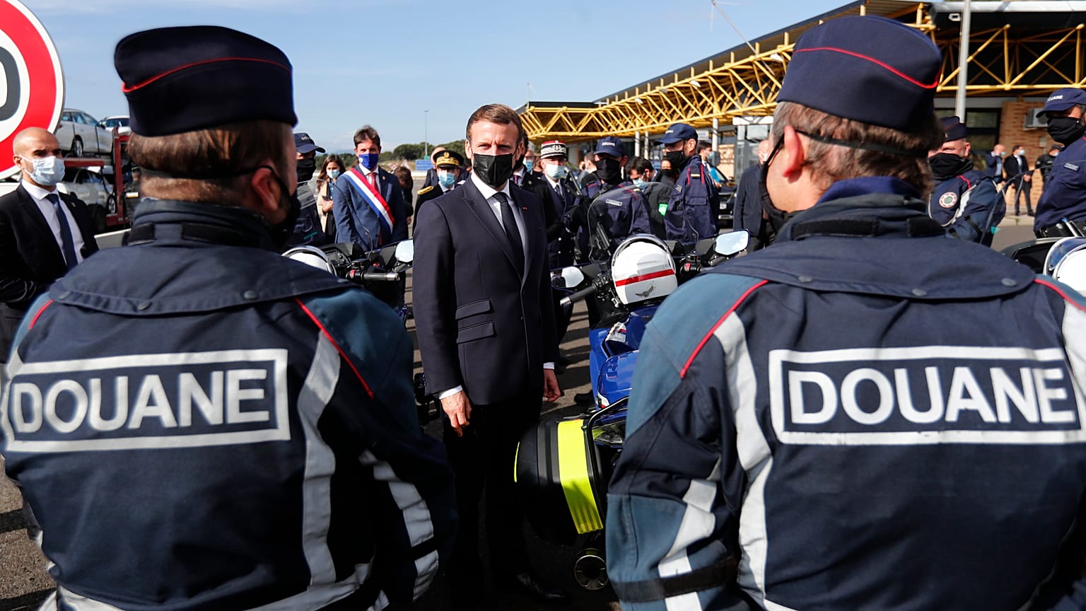 Le président français à la frontière franco-espagnole