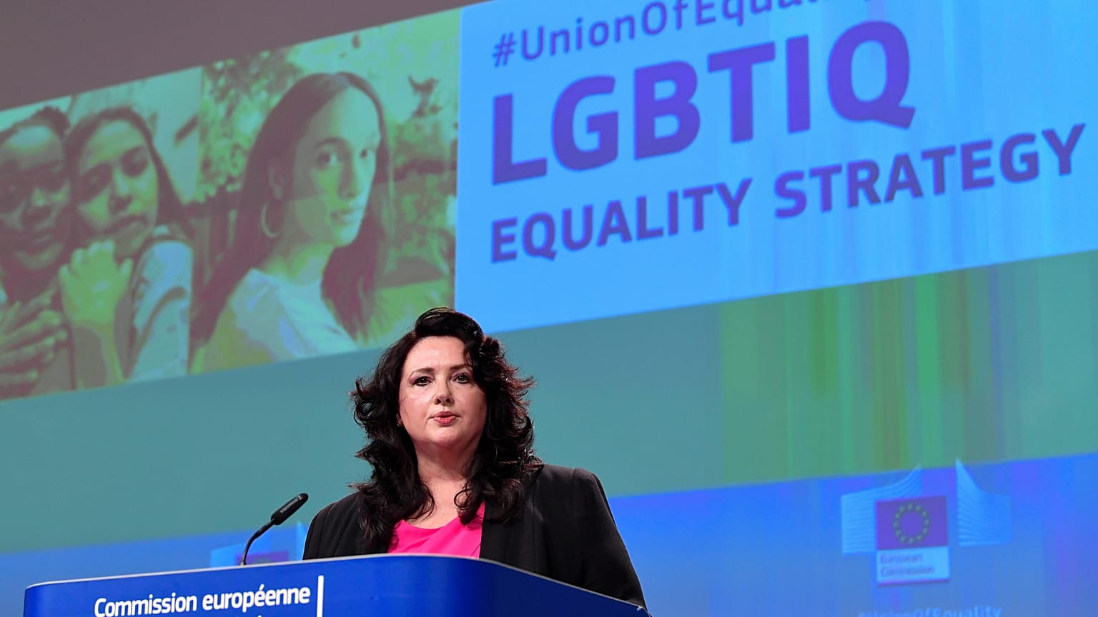 Helena Dalli az EU melegjogi stratégiájáról tájékoztatja a sajtót 2020. november 12-én