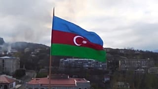 پرچم جمهوری آذربایجان در قرهباغ