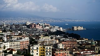 Napoli "zona rossa" da questa domenica