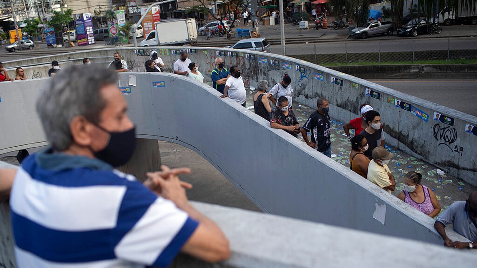 Fila de espera para votar na Rocinha, Rio de Janeiro