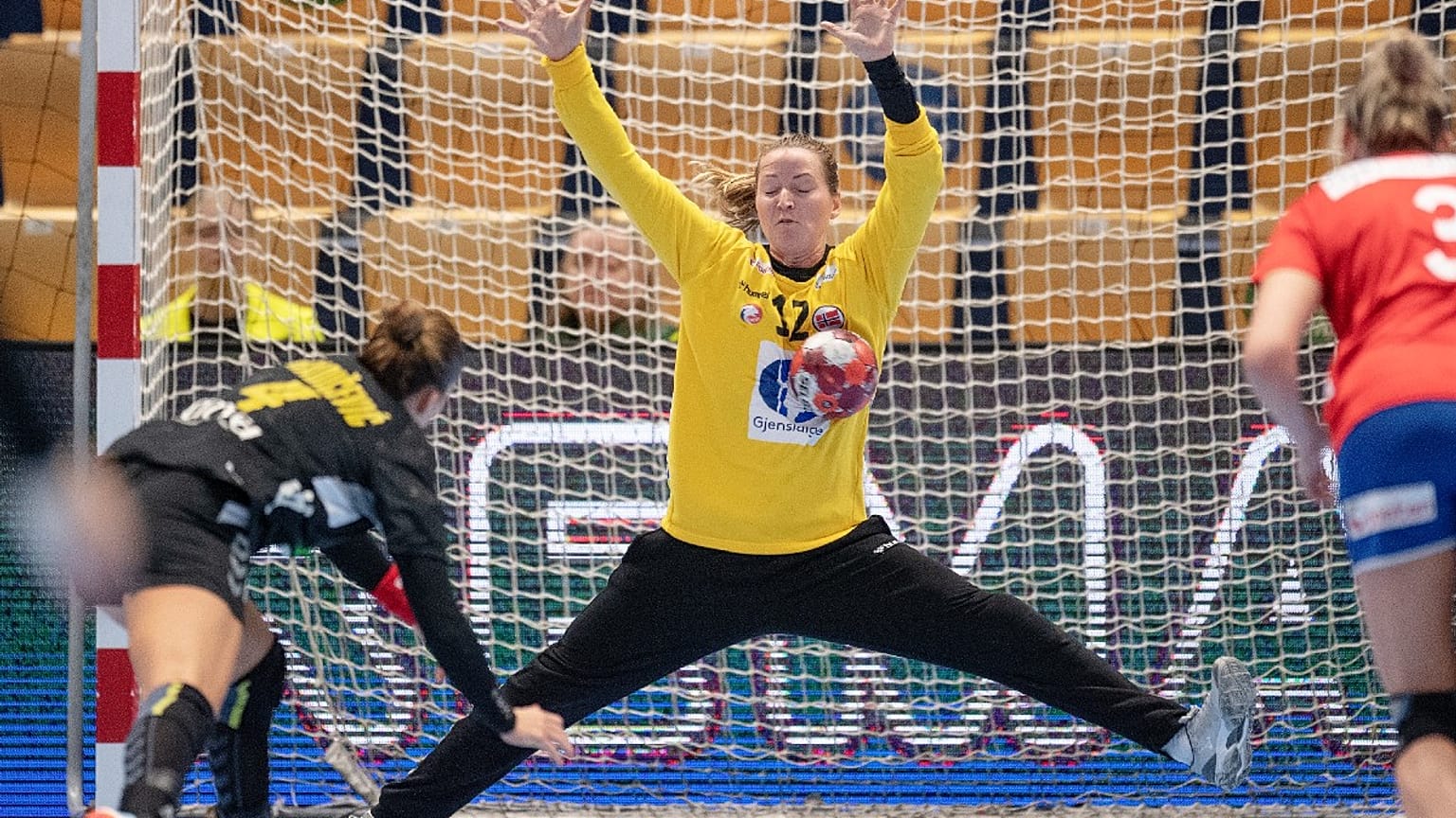 Norveç Hentbol takımı kalecisi Silje Solberg 