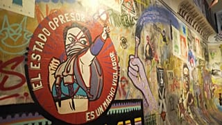 Mural del museo del Estallido Social en Chile