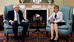 Der britische Premier Boris Johnson und Schottlands Ministerpräsidentin Nicola Sturgeon, Archivbild