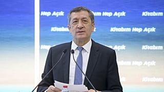 Milli Eğitim Bakanı Ziya Selçuk 