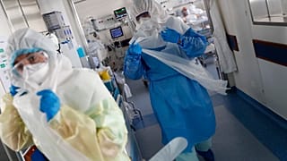 Infermieri al Santa Maria hospital (Lisbona)