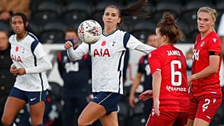 Tottenham'lı futbolcu Alex Morgan