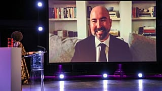 Elsőregényes író kapta az idei Booker-díjat