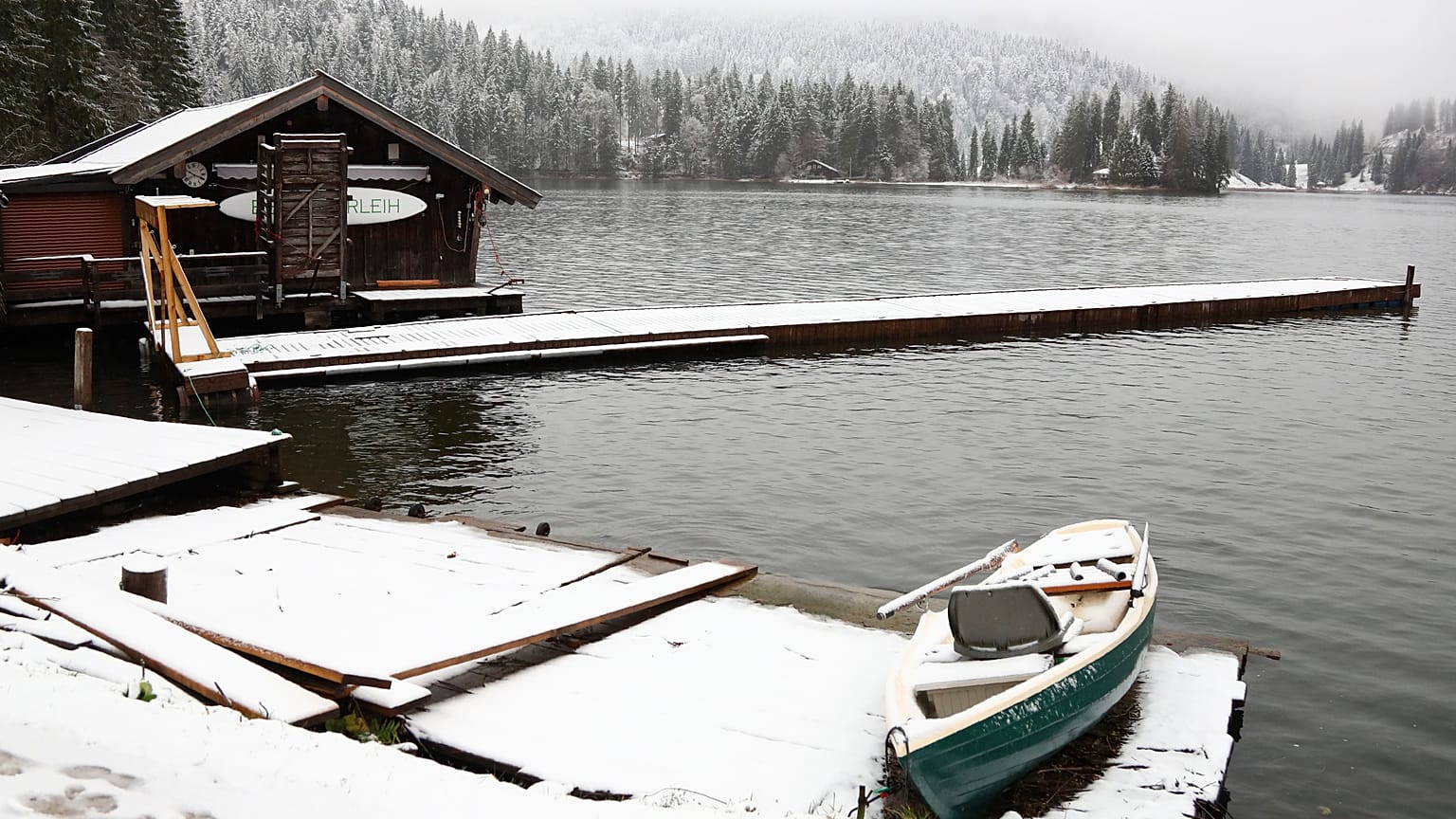 Schnee am Spitzingsee
