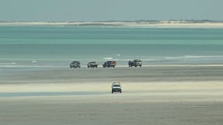 Batı Avustralya'nın Cable Beach plajı