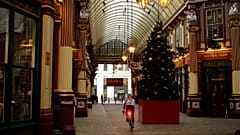 Comércio não essencial deverá poder voltar a abrir a pensar nas vendas de Natal